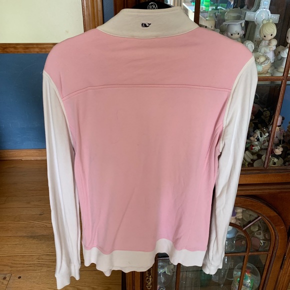 VINEYARD VINES SWEATER! 🌸 - Picture 2 of 3